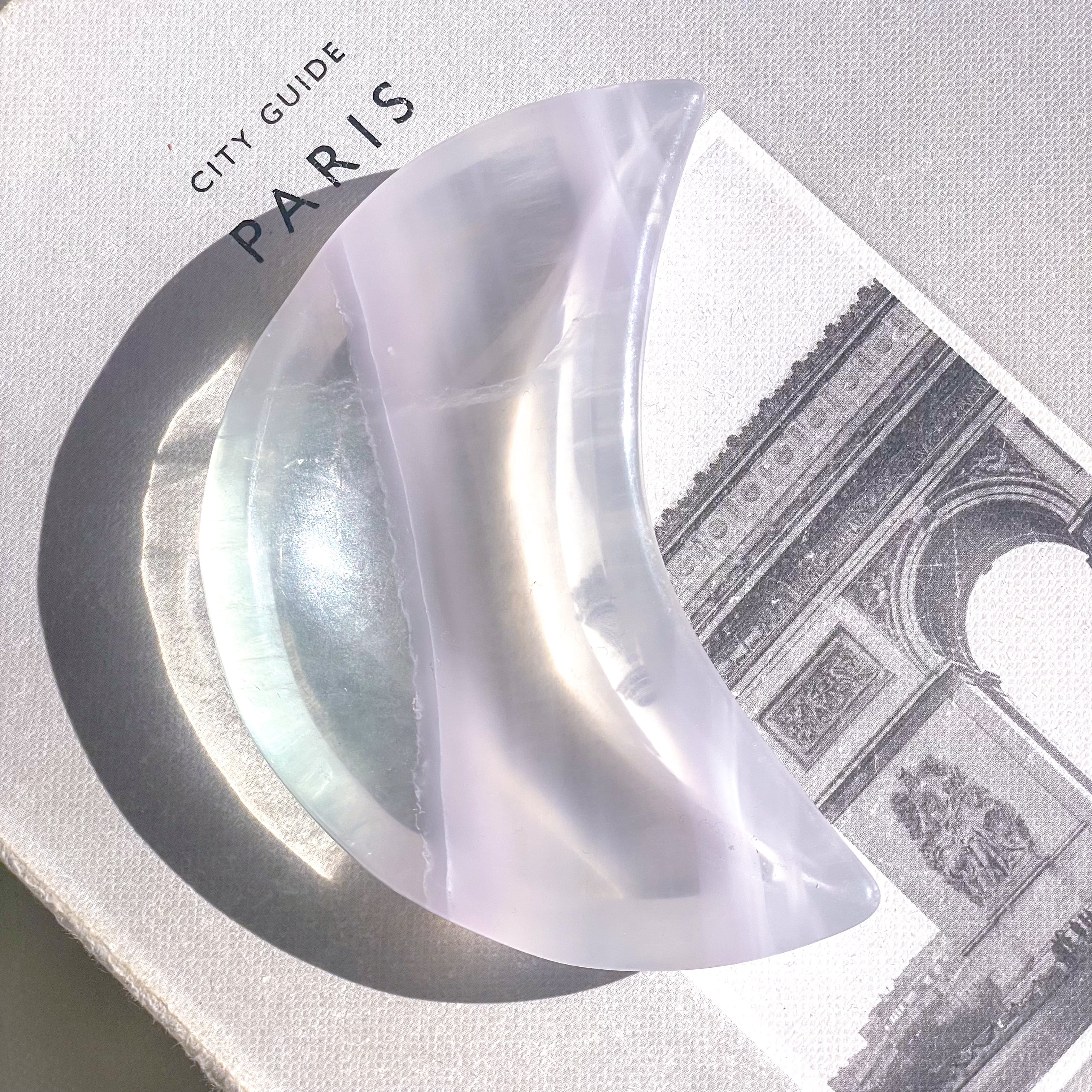 Lavender Fluorite Moon 3 ✧ ラベンダーフローライト