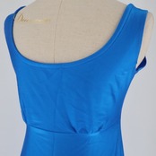 フラダンス 衣装 ワンピース ドレス ブルー系 ノースリーブ ワンカラー シンプル 無地 かわいい 光沢感 上品 華やか 鮮やか 明るい ひらひら ハワイアン アロハ フラ ダンス レッスン 練習 青 水色 シンプルデザイン おしゃれ 軽やか