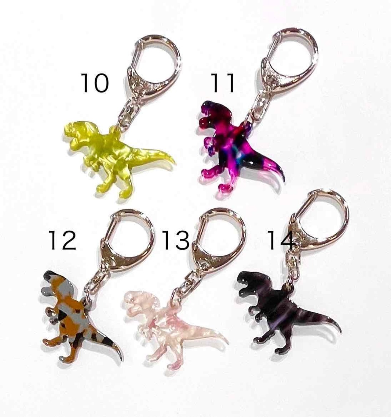 恐竜キーホルダー★ティラノサウルスⅡ　【メガネ産地福井～メガネ素材で作ったアクセサリー】