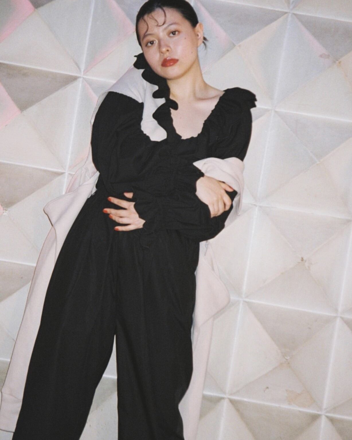 Holic Blouse / Black | papier.official Holic Blouse / Black | papier.official