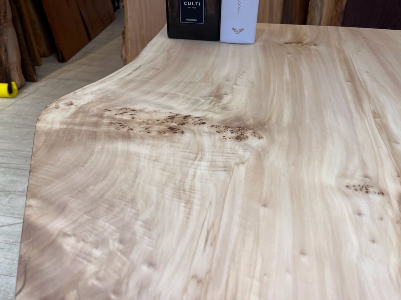 ポプラ瘤_680×840-760×68_浅草本店_テーブル天板/一枚板 231844 | 千年