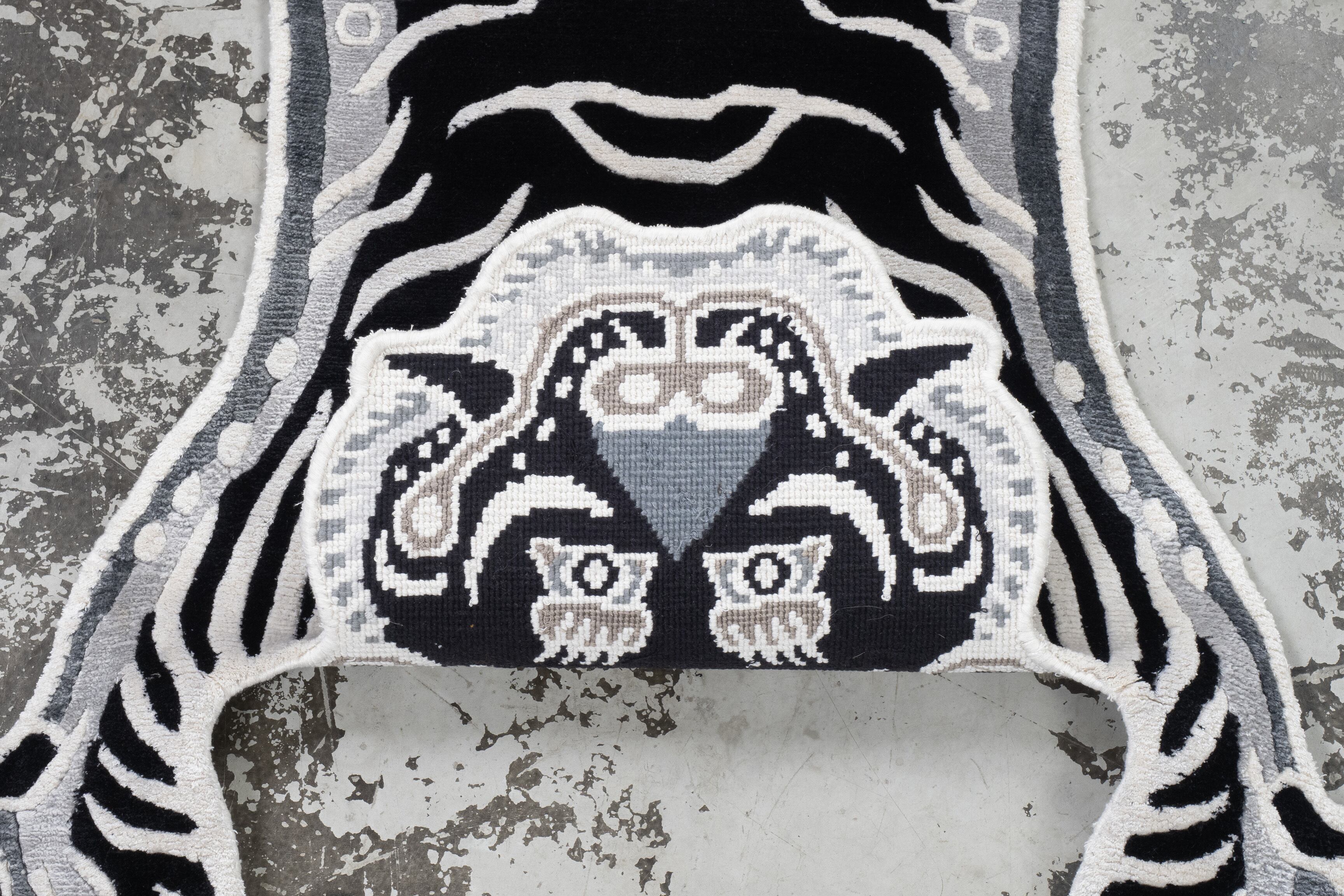 Tibetan Tiger Rug 《Sサイズ•シルク・オリジナル1•モノクロバージョン