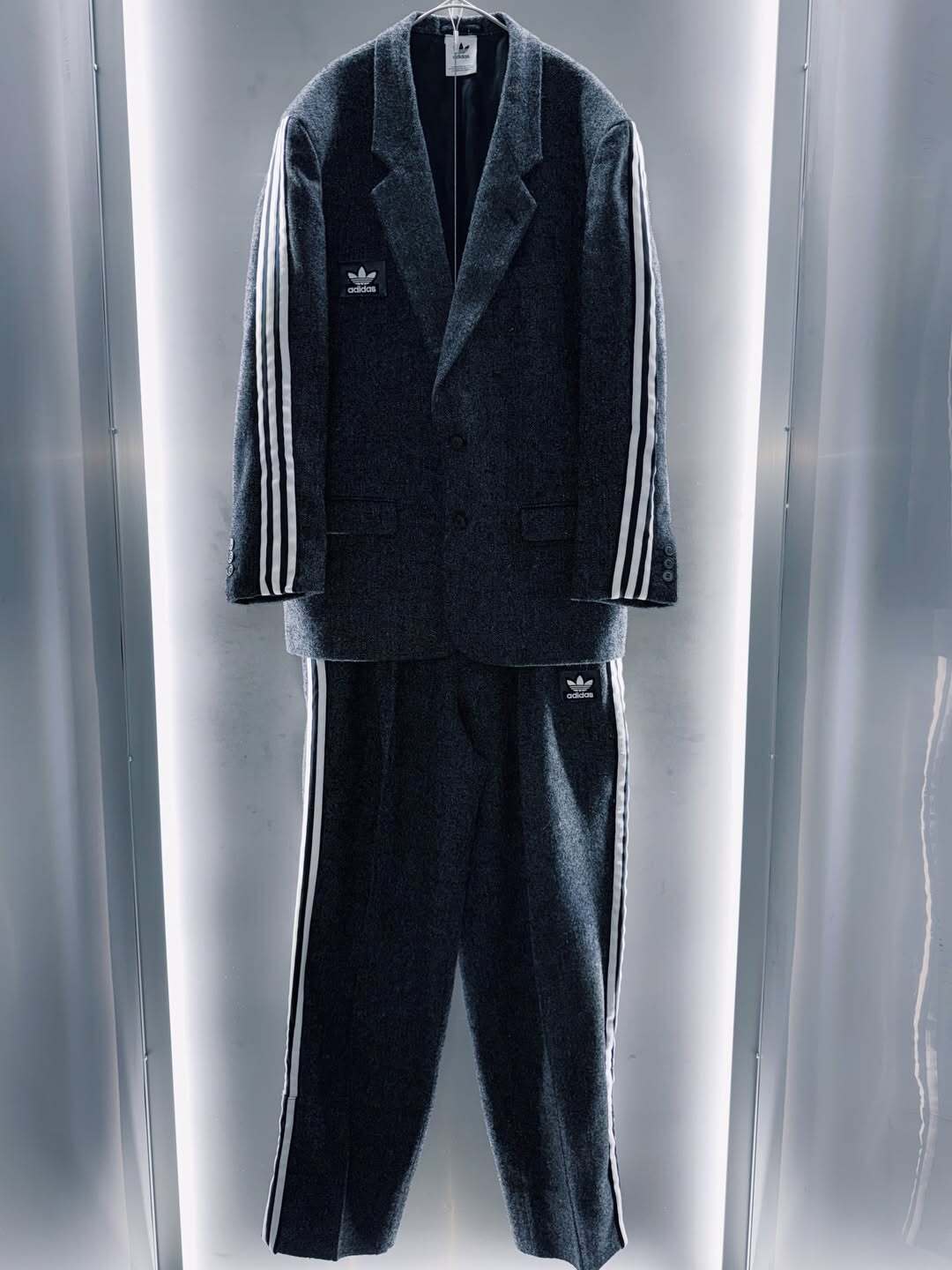 special "original re:meke" vintage "adidas"x vintage double breast SETUP three strip edition