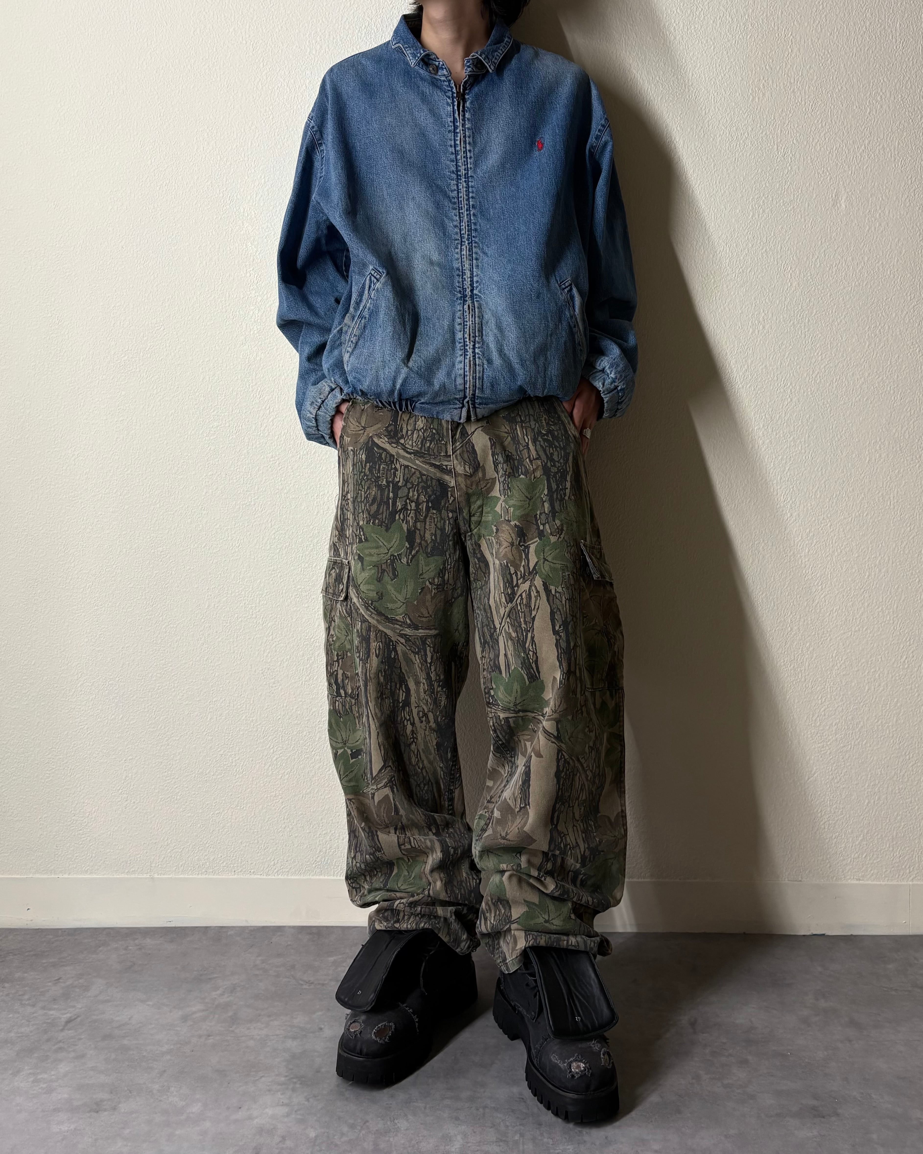 a5b25af4fb663cf097ea55de1b454c