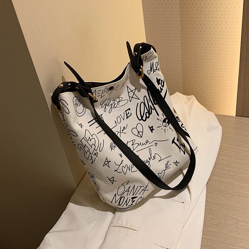 キャンバスレディースバッグ2020新しい流行のファッションワイルドイン大容量ショルダーバッグネットレッドメッセンジャーバケットバッグ 手作りハンドバック1136913789