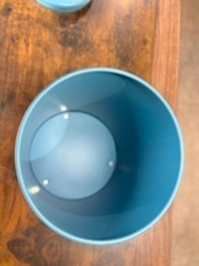 蓋の取手の木がリッチ感ある収納ケース　ボワット・ラウンドケース