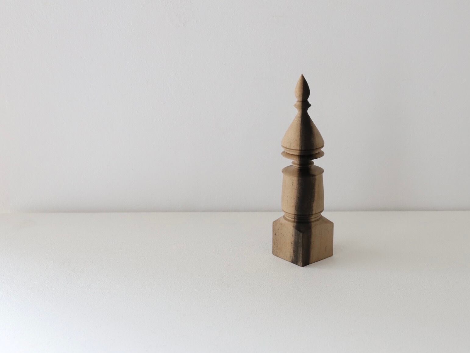 市川岳人 リングスタンド 黒柿 4 | Galerie NUAGE