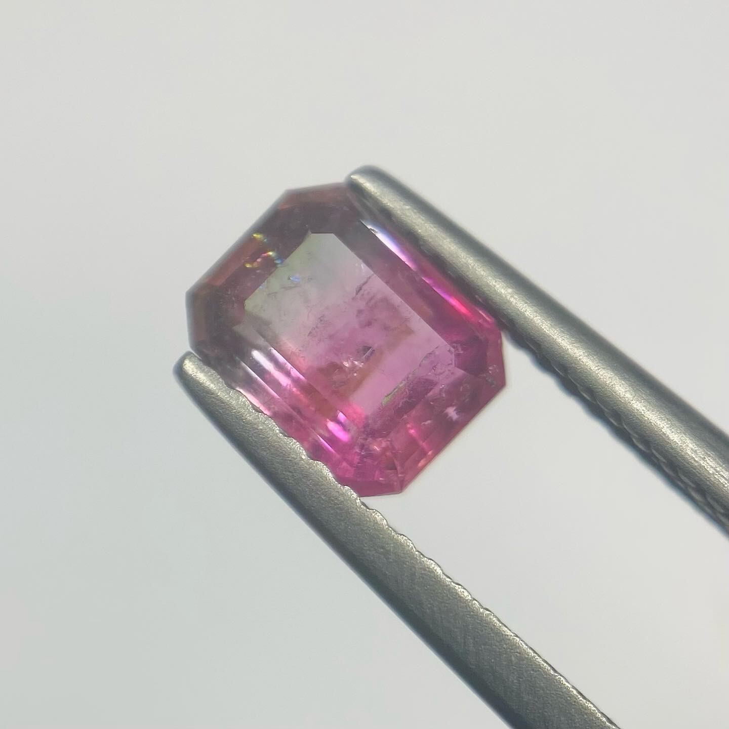 大人かわいいパーティーカラートルマリン