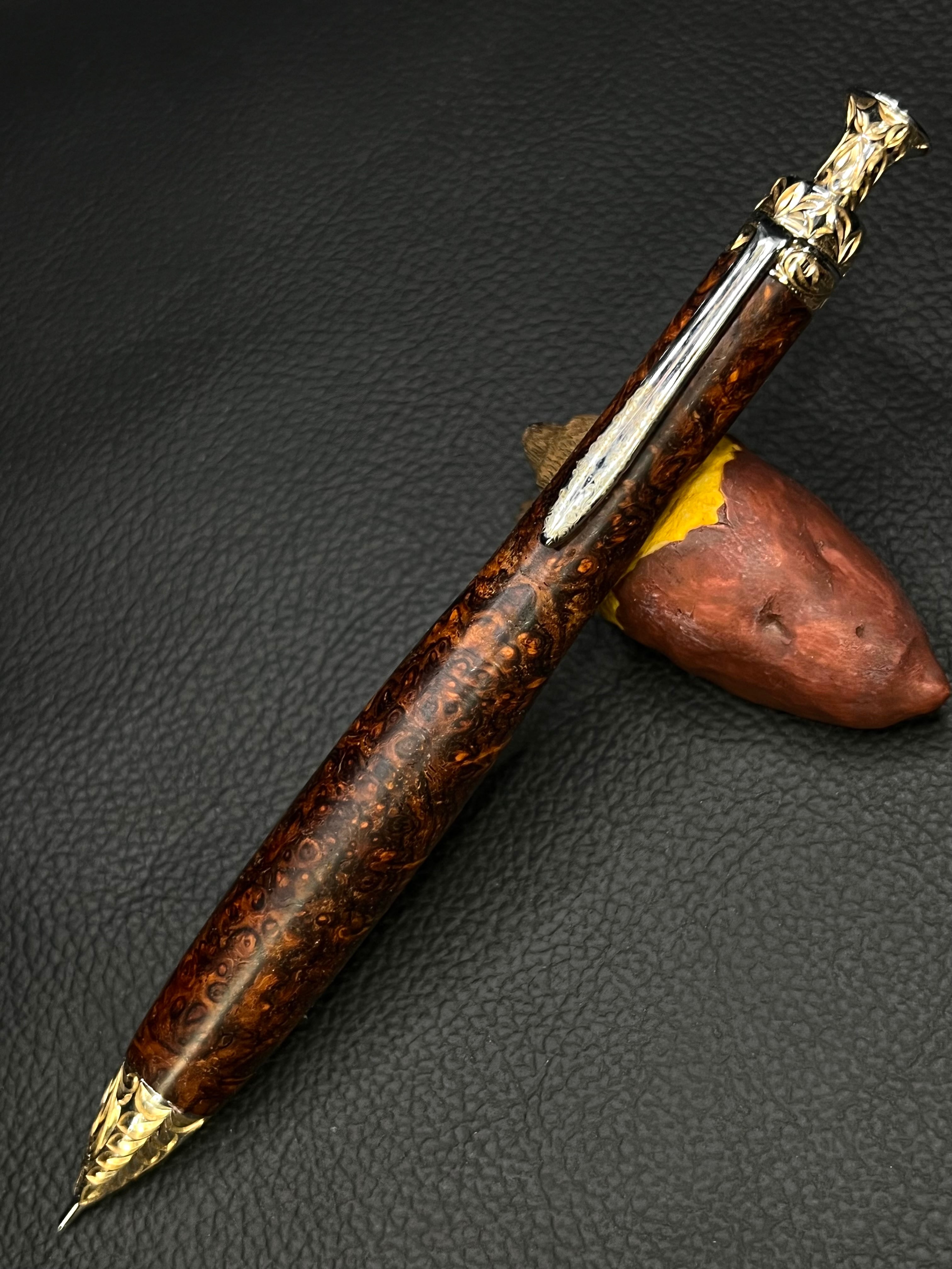 13 黒柿孔雀杢 | こぶた工房