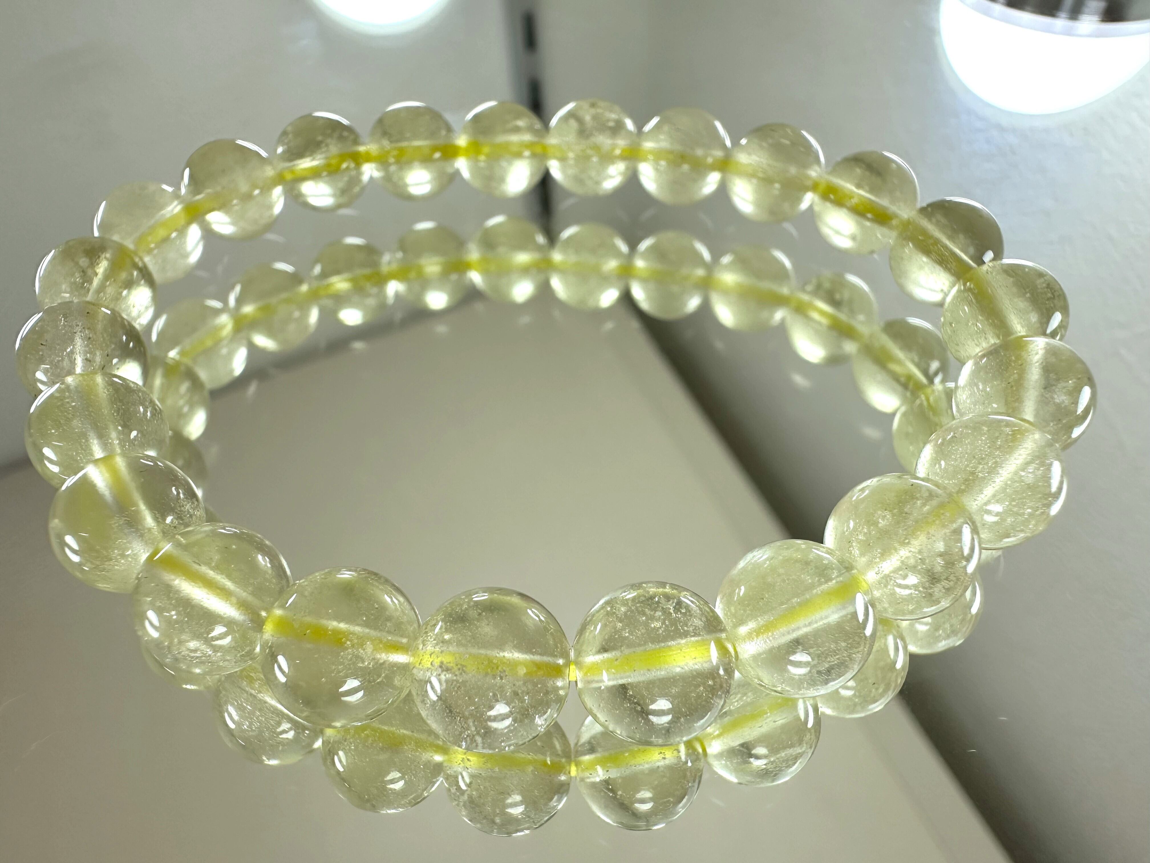 希少❣️綺麗なグリーン❣️シルバー製❤︎9.5mmモルダバイト  