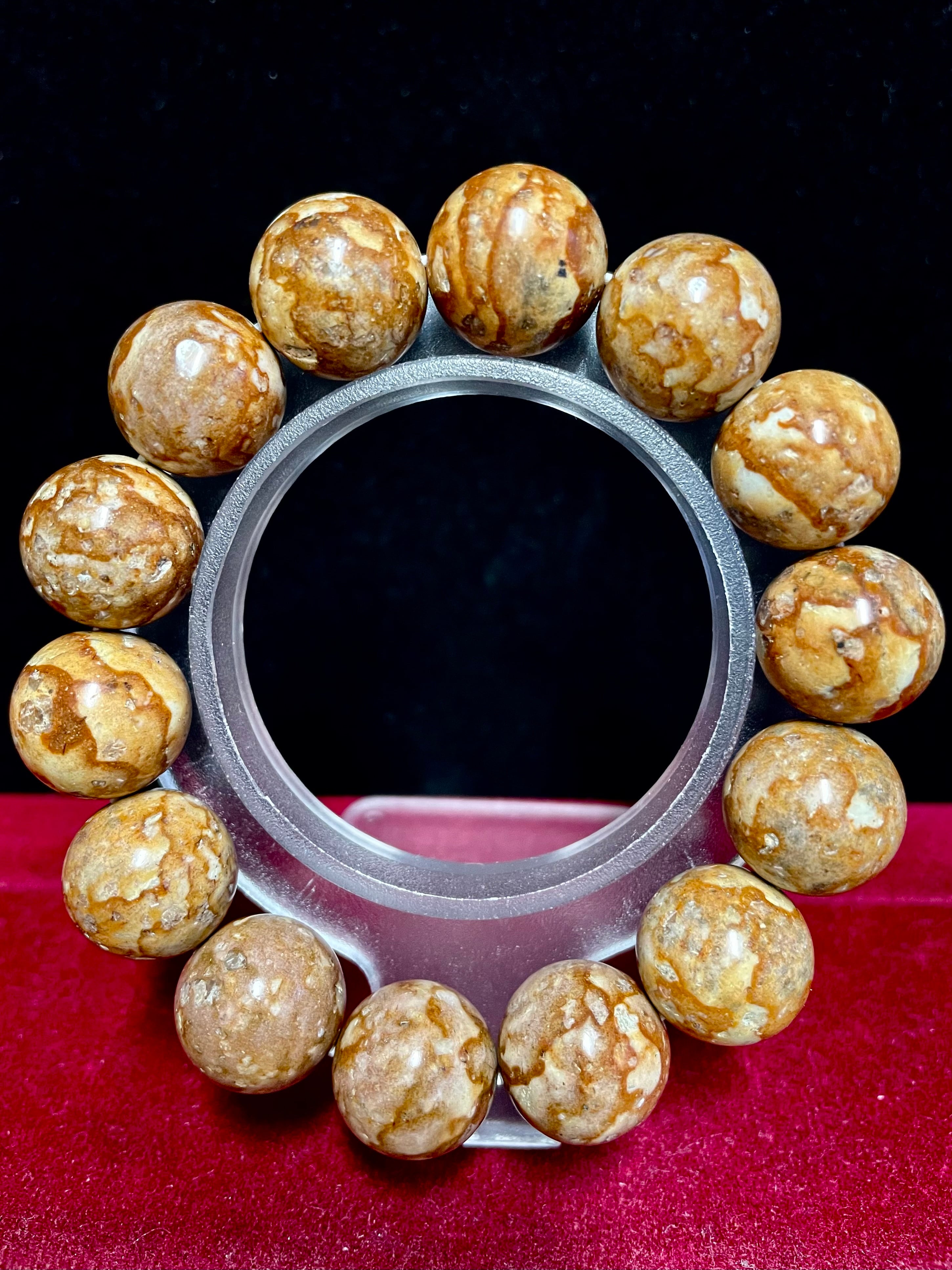 1) 日本人の「心」に寄り添う御守り「姫川薬石」ブレスレット16mm