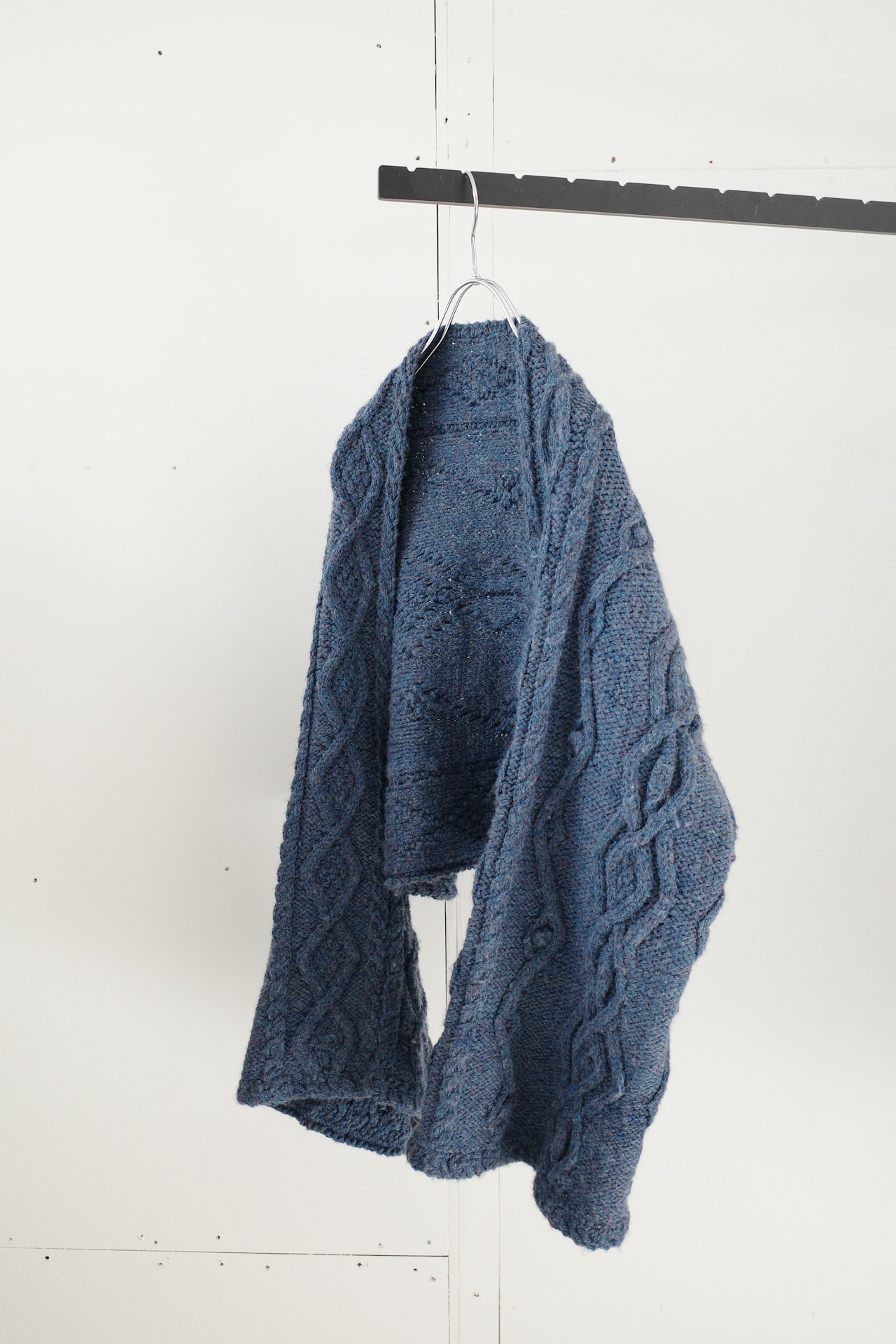 daughter/winter theme knit cardigan