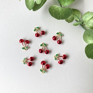 さくらんぼ立体メタルチャーム