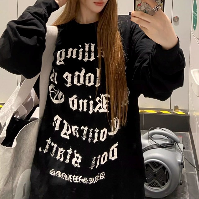 ゴシックテキストプリントロングスリーブTシャツ 3col   R01846