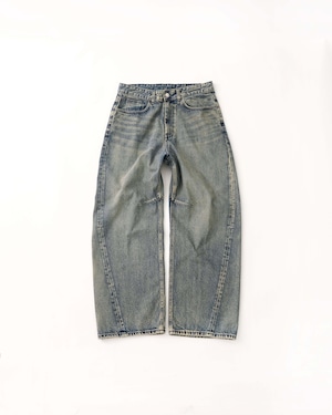 [999HUMANITY] CURVED HERITAGE DENIM PANTS (VINTAGE BLUE) 正規品  韓国 ブランド 韓国ファッション 韓国代行 999 ヒューマニティ HUMANITY 日本 店舗