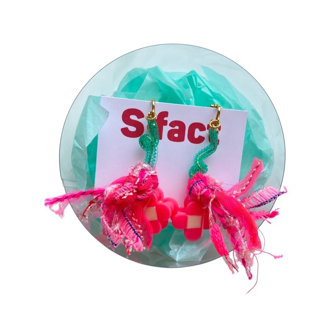 【10/17(金)21:00-10/23(木)23:59限定販売❣️】s fact / toy petalイヤリング（ピンク）