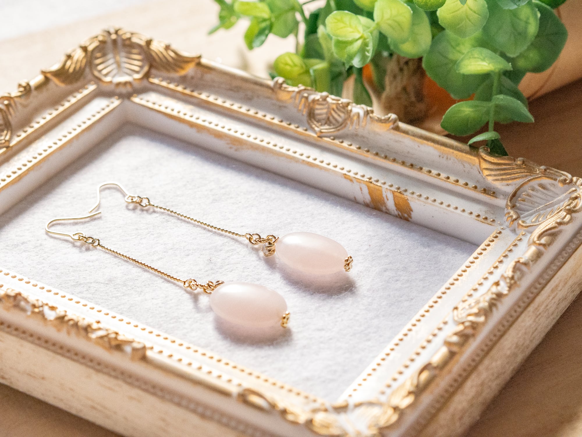 天然石どんぐりピアス　ケープアメジスト　③、ダイガーアイ　レッド 天然石どんぐりピアス ケープアメジスト ③、ダイガーアイ レッド