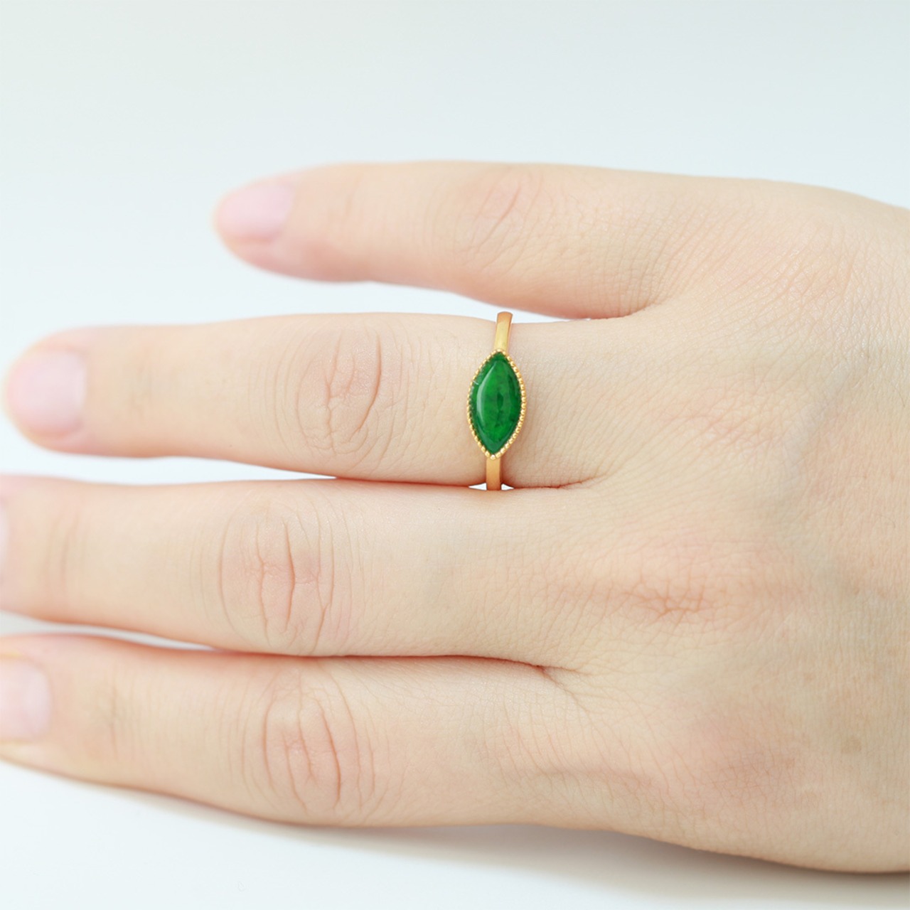 光にかざすと神秘的！ 深緑マーキス翡翠 K10YGリング A貨翡翠 jd_rg1455