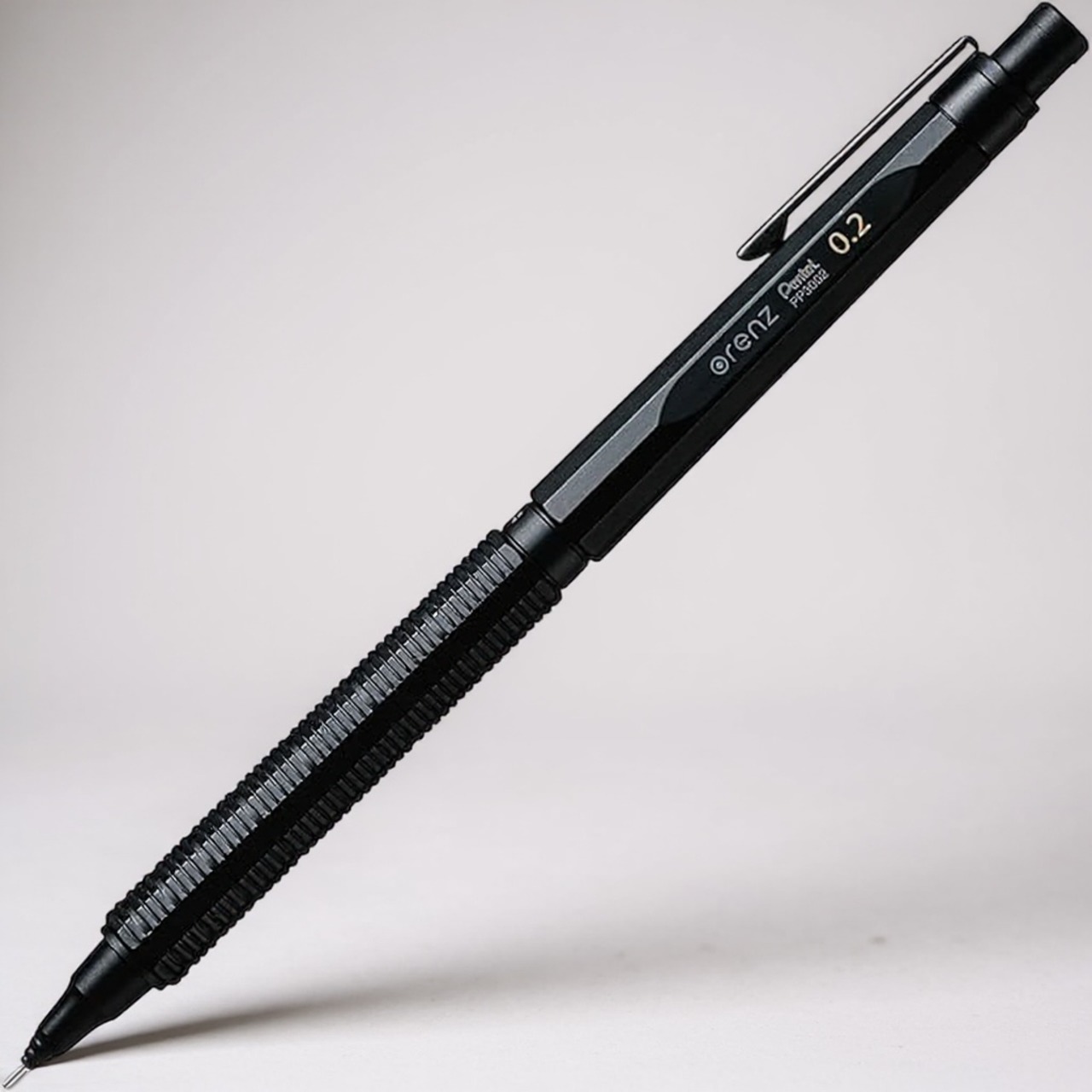 【Pentel/ぺんてる】オレンズネロ (orenznero) 0.5mm/0.3mm/0.2mm