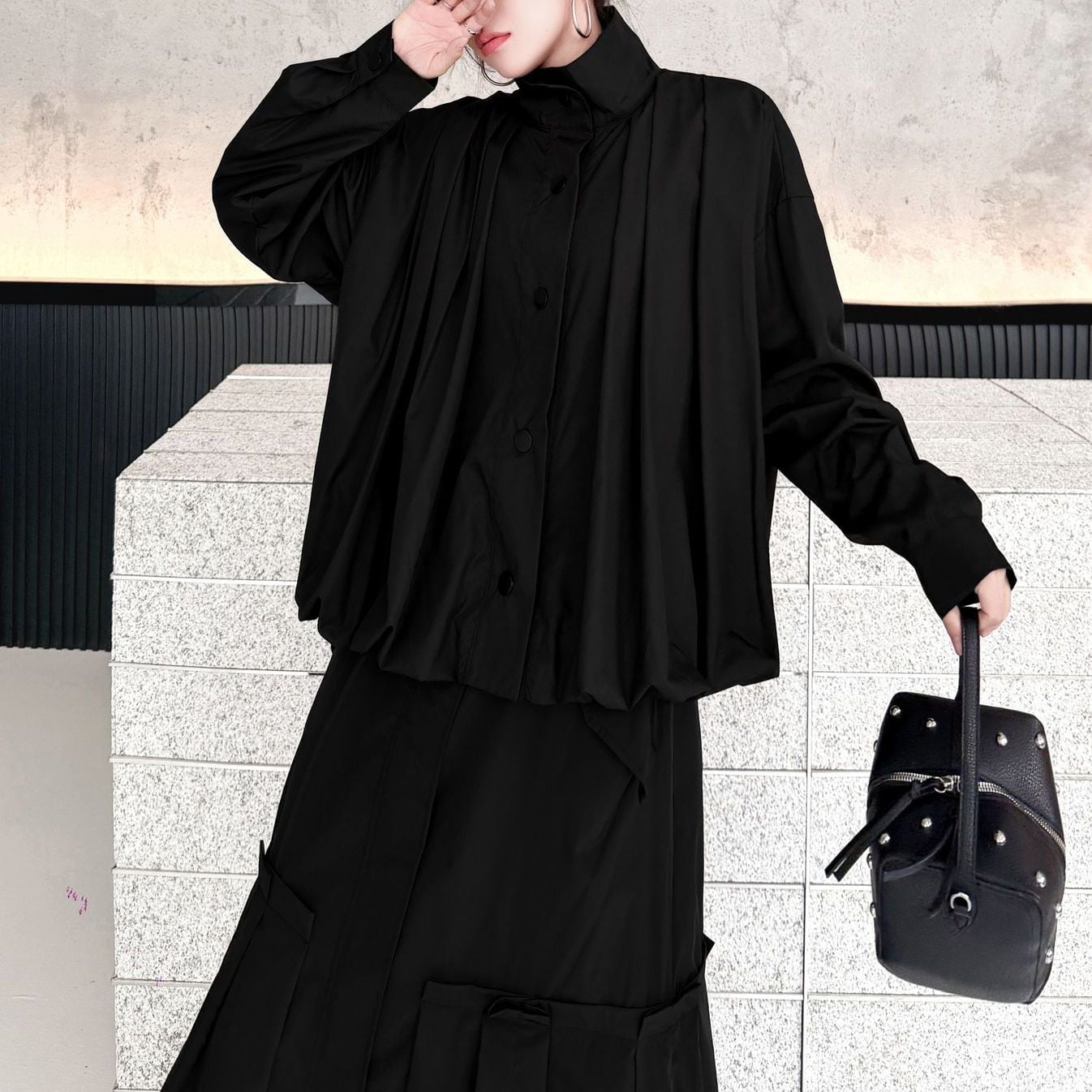 DRAWSTRING STAND COLLAR CROPPED RELAXED SHIRT M-18586