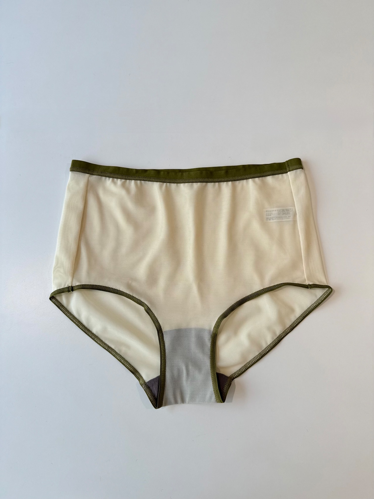 OVERNEATH/Boy Short085 ネット　LEMON