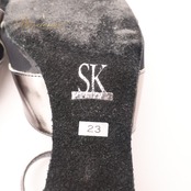 社交ダンス 衣装 SK 23 靴 ダンスシューズ ラテン シルバー系 ブラック系 ラインストーン 光沢 艶 ヒール ベルト 練習 舞台 発表会 イベント ダンス ステージ フォーマル パーティー レディース おしゃれ メッシュ
