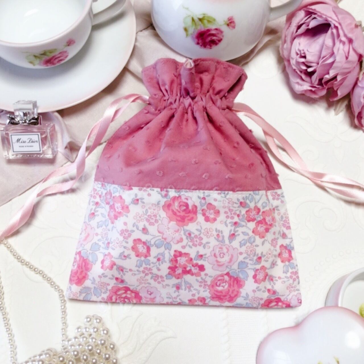 輸入 リバティ フェリシテ フェアリーケーキ ドットミニヨン マカロン  