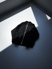 itochi - Worsted Flannel Bomber Jacket :Black|Super120’s梳毛/旧式シャトル織機/ミニマルボンバー