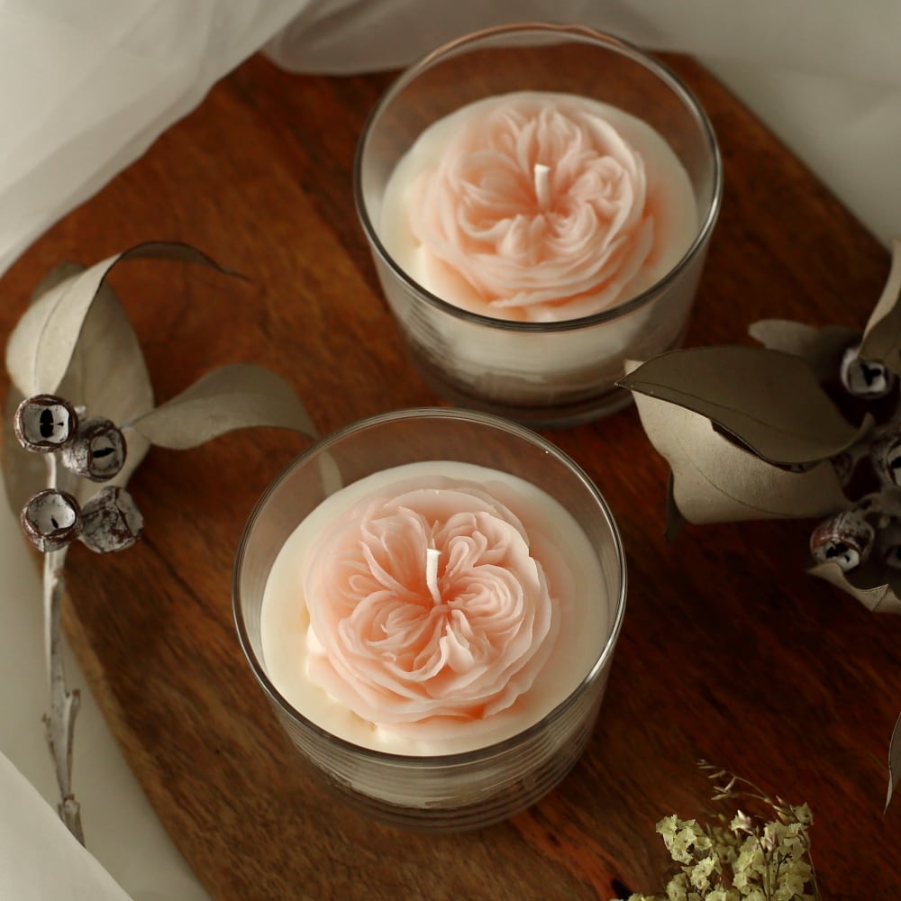 グラス入りで灯しやすい 天然ロウの薔薇キャンドル Beeswax