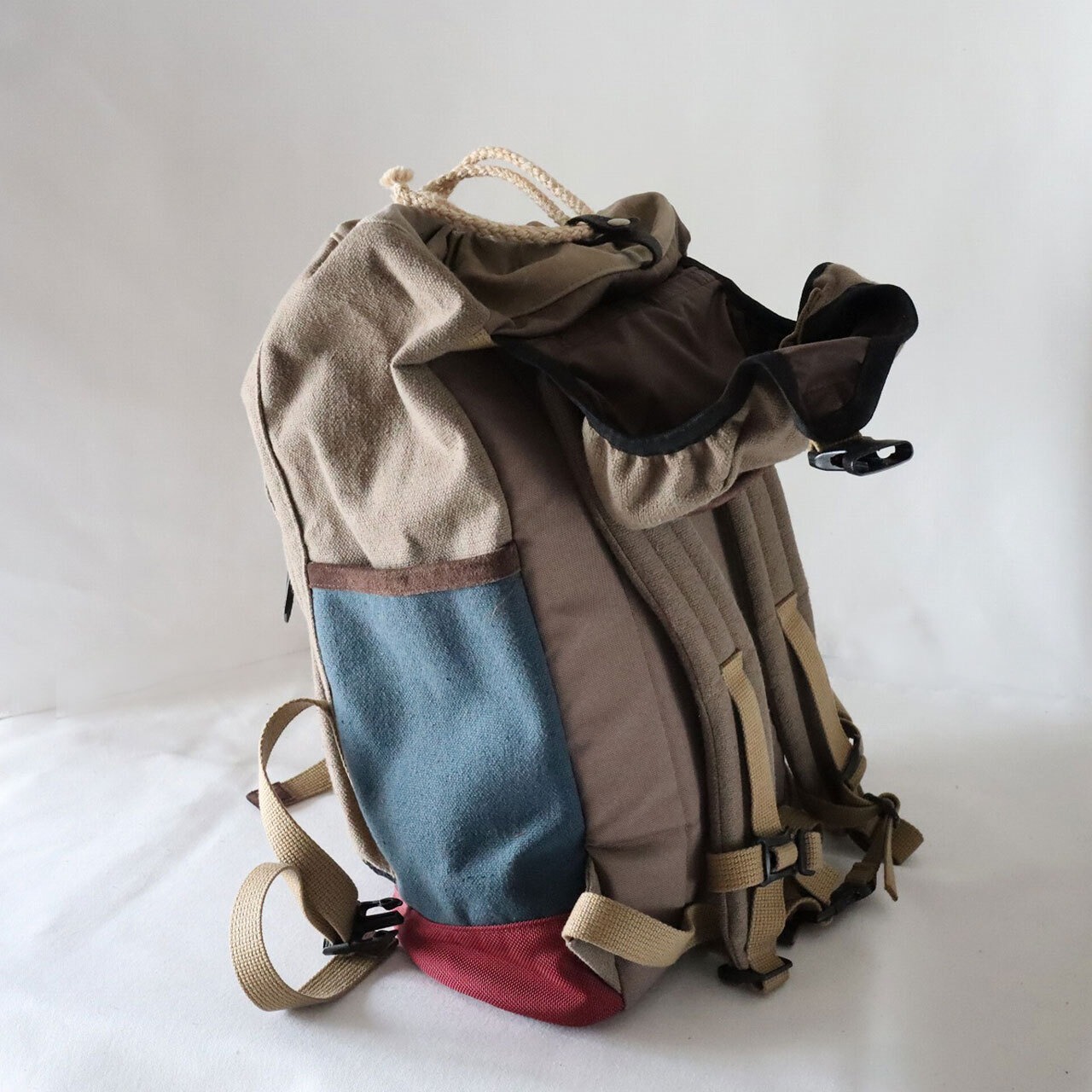 【Deadstock Item】バックパック / Top-flap Draw Backpack / アッシュグレー&ネイビー×バーガンディ・ボトム