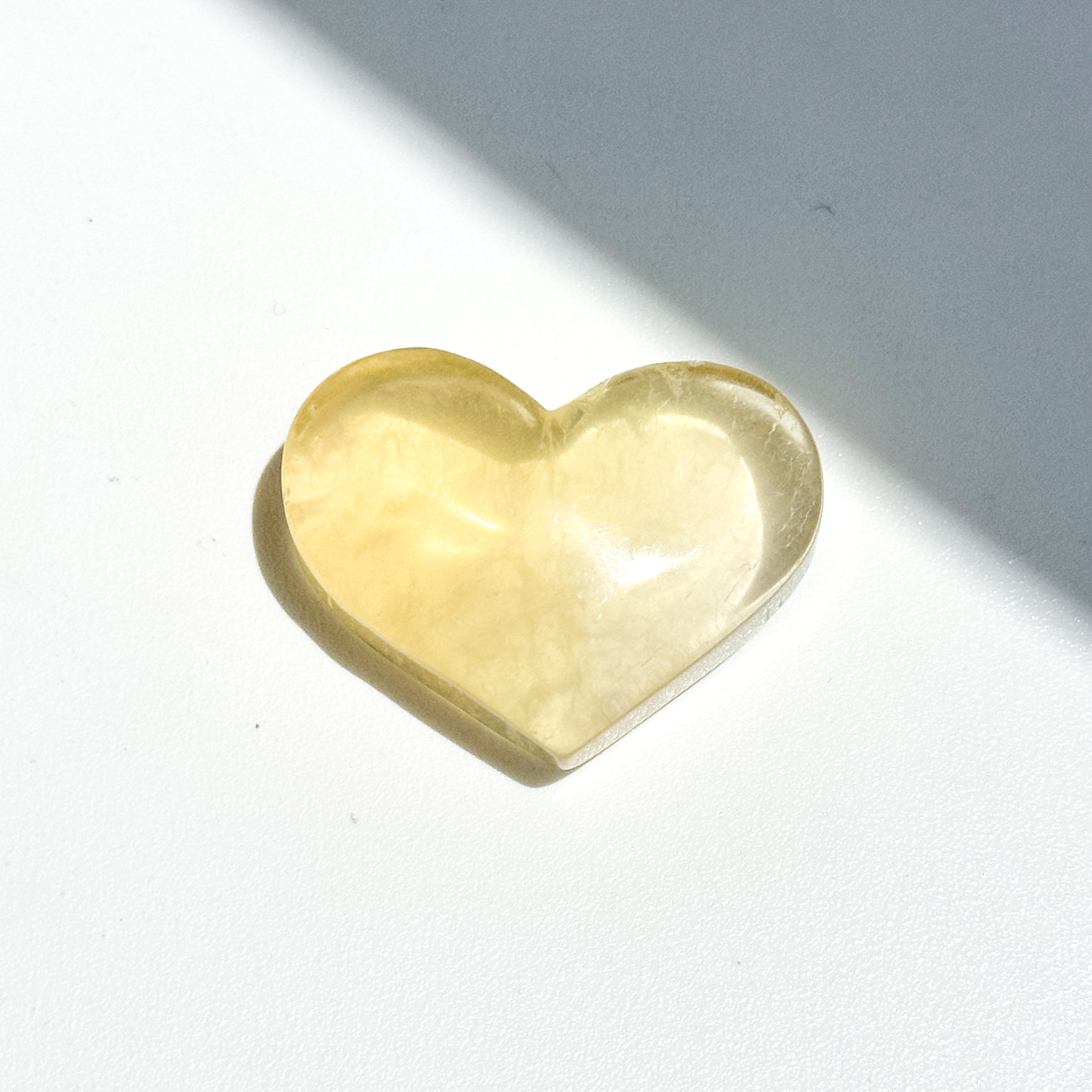 レインボーフローライト ハート25◇ Rainbow Fluorite ◇天然石・鉱物