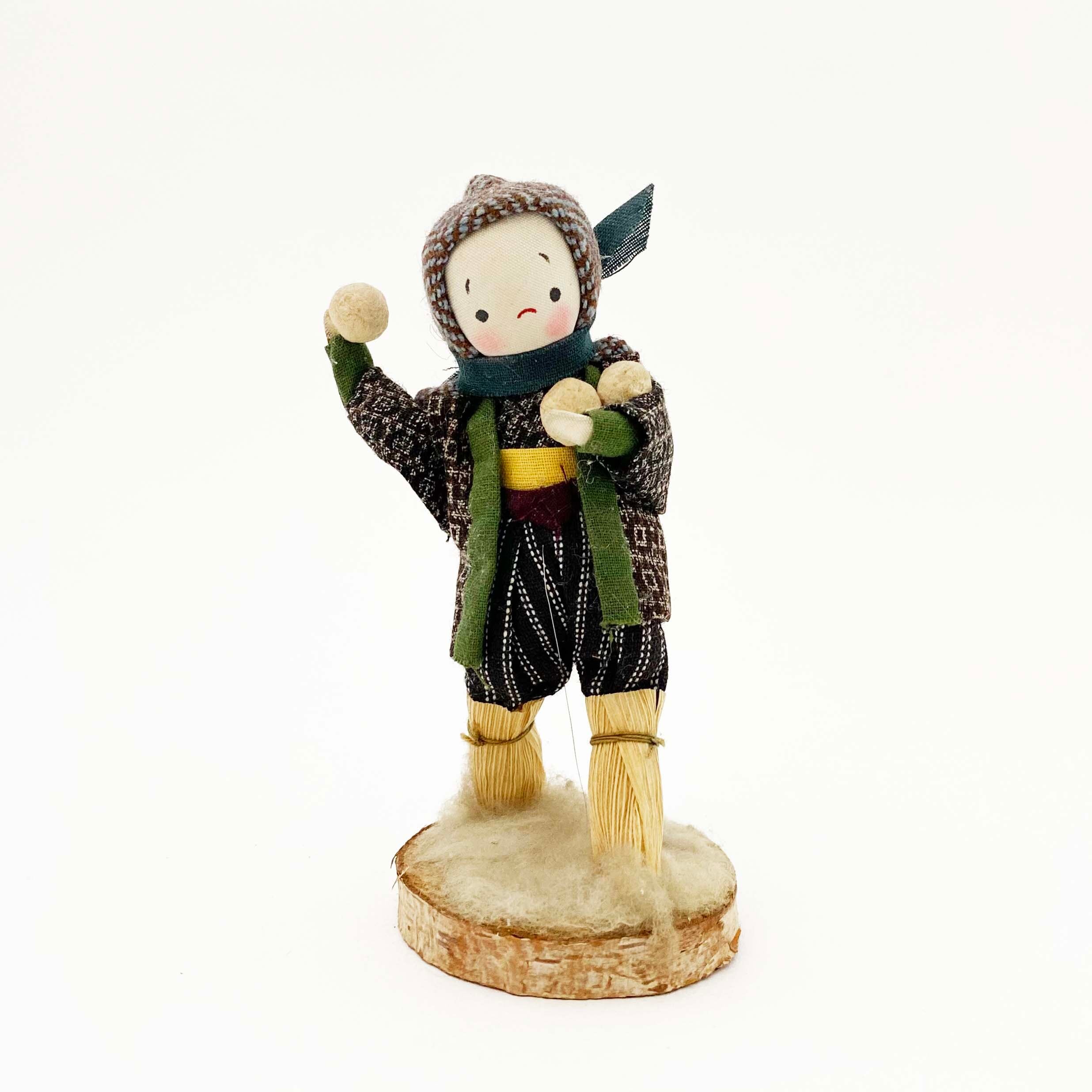 ヴィンテージ木目込み人形（雪ん子）