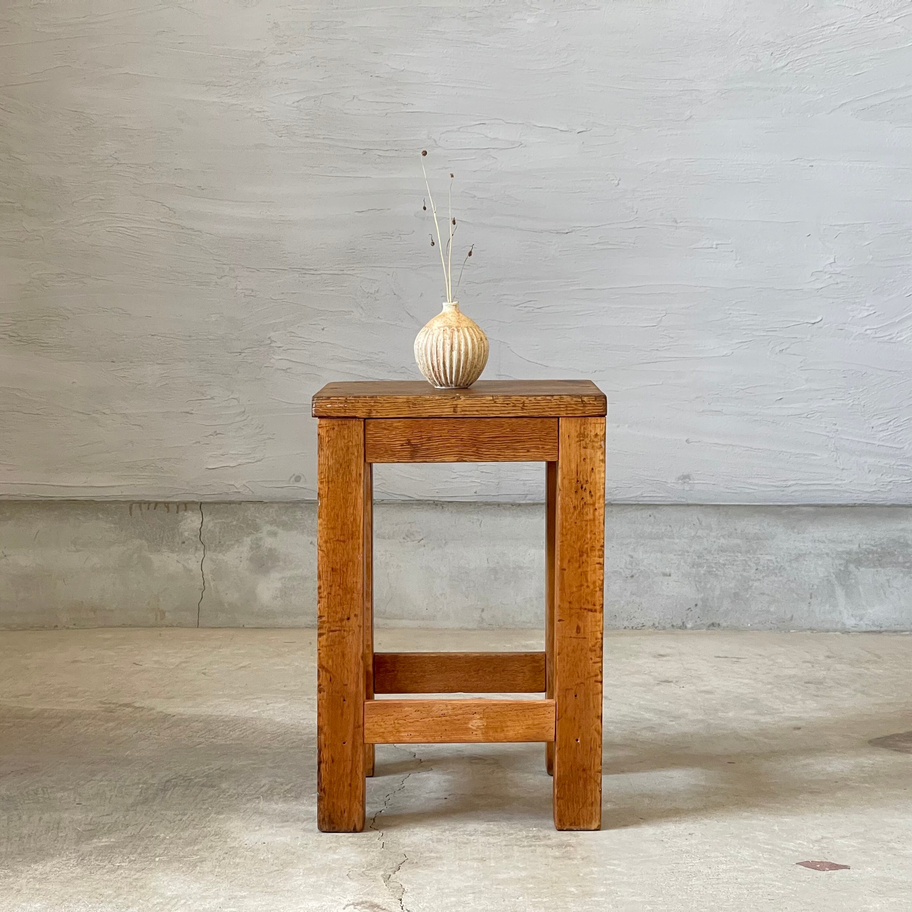 【売約済】古いスクエアスツール