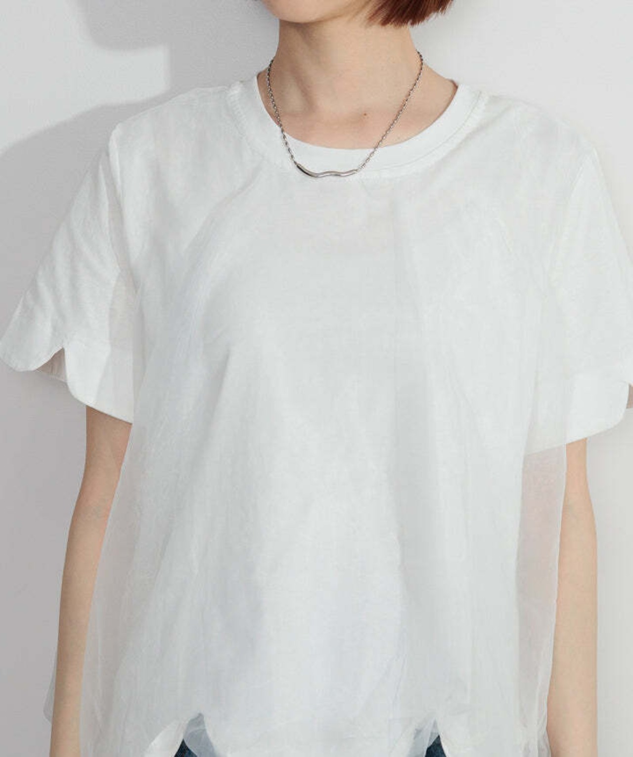 2605147 オーバーチュールスカラップTシャツ white