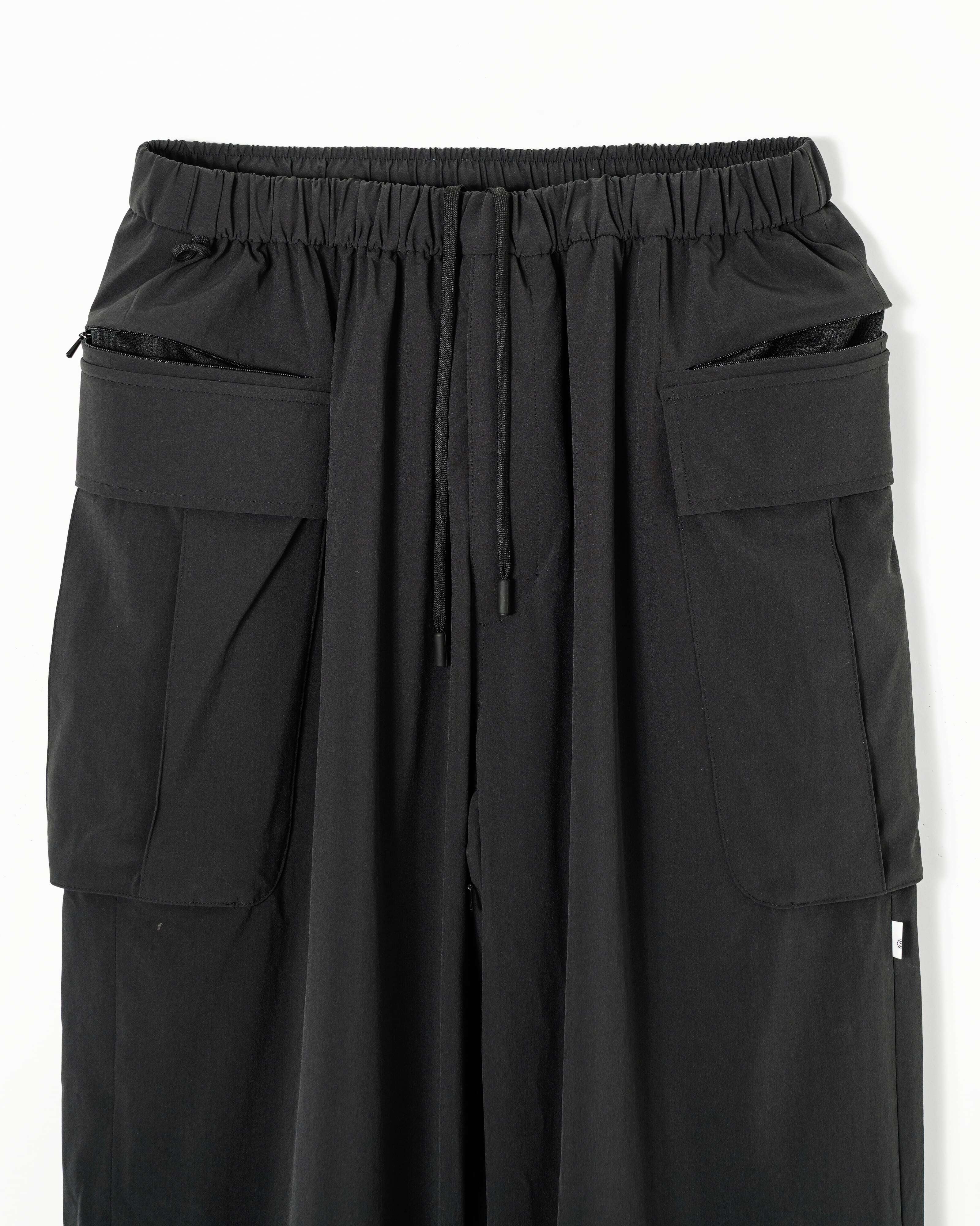 SUMARI VENTILATION WIDE EASY CARGO BLACK | nua SUMARI VENTILATION WIDE EASY CARGO BLACK | nua