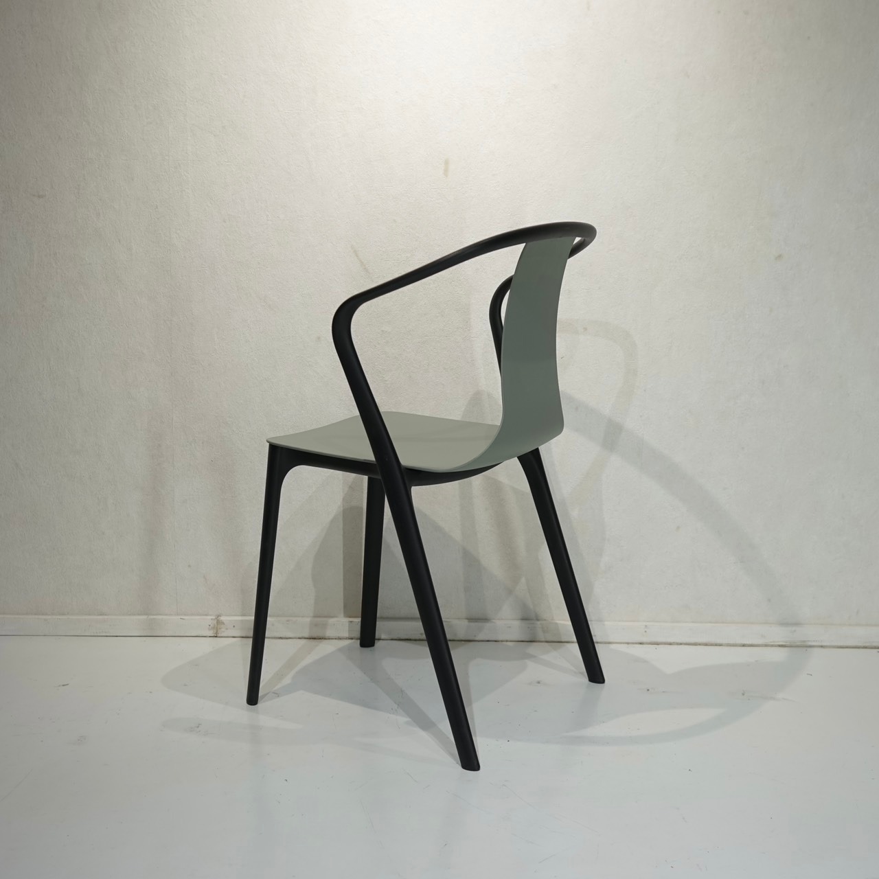 Vitra ヴィトラ Belleville Chair ベルヴィル チェア ダイニングチェア 椅子 モダン 北欧 ミニマル