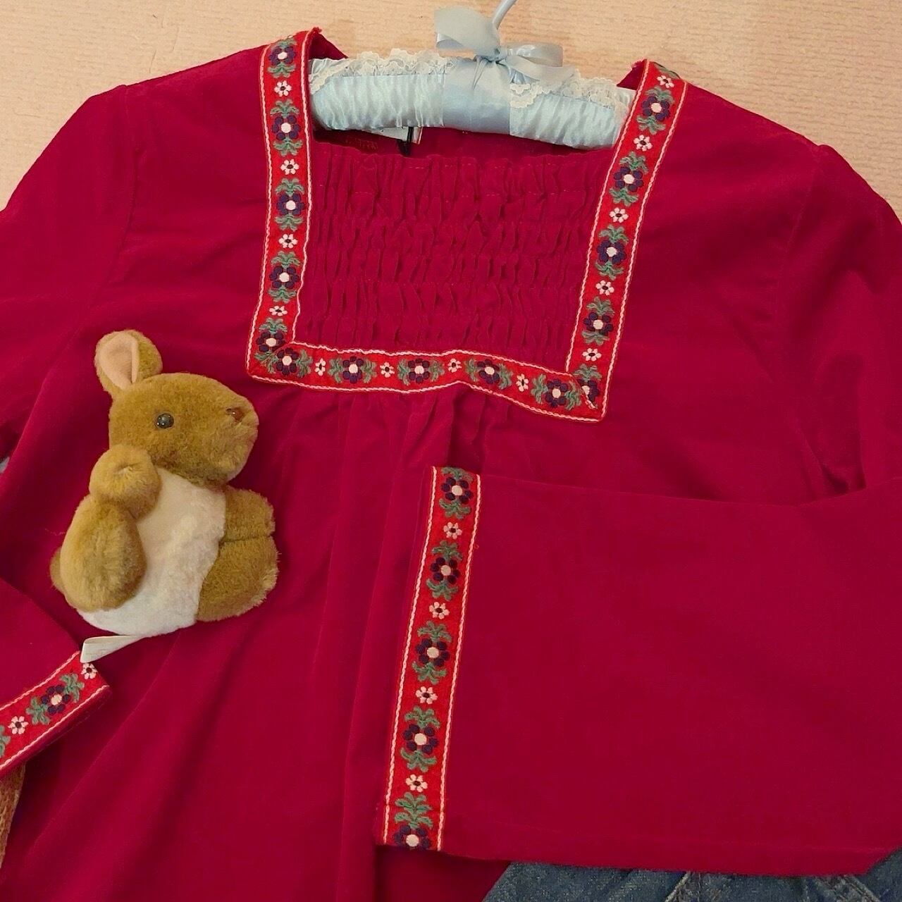 flower tyrolean tape velours blouse