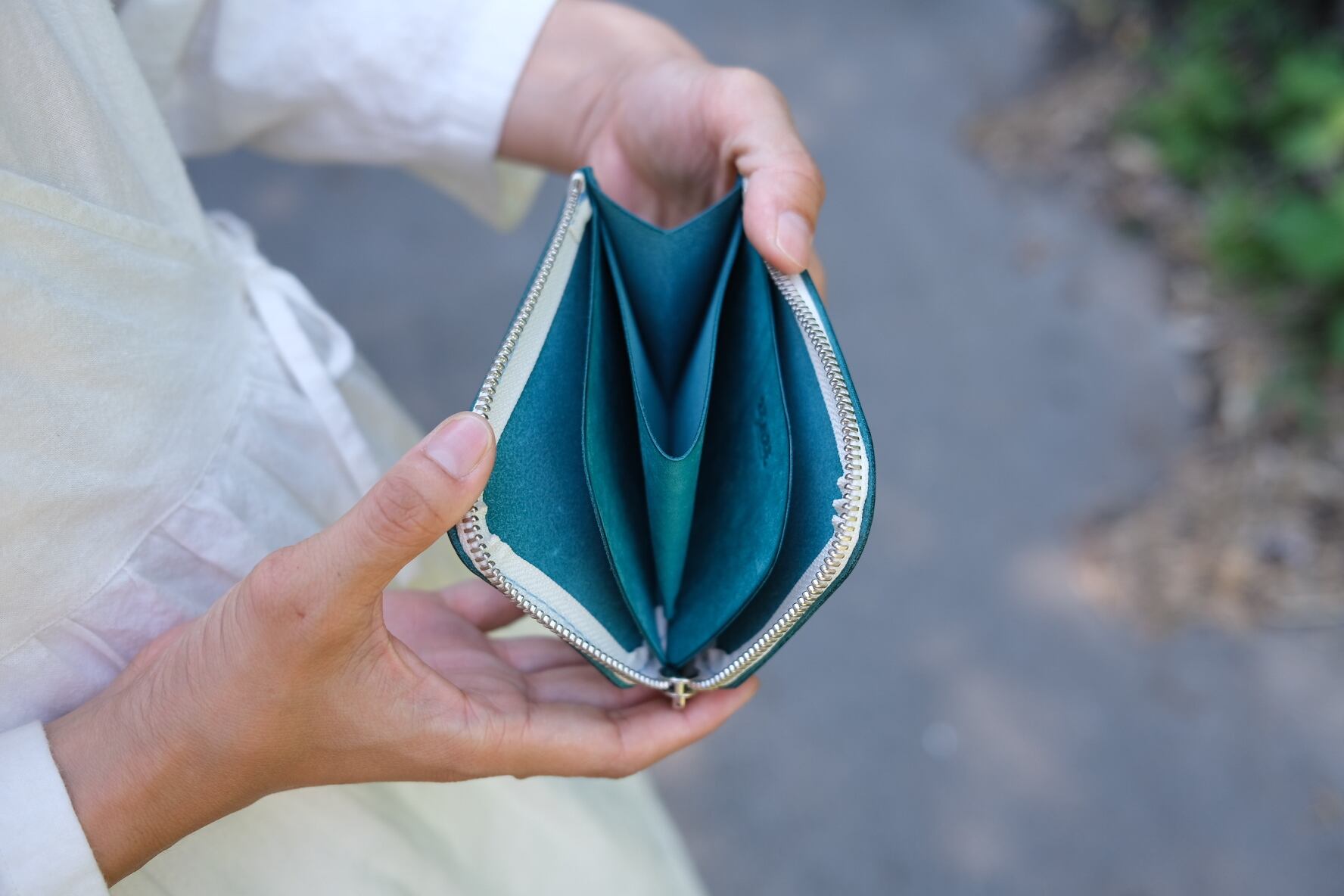 即納》zip wallet【caribbean blue】 | TENTE Handcrafted