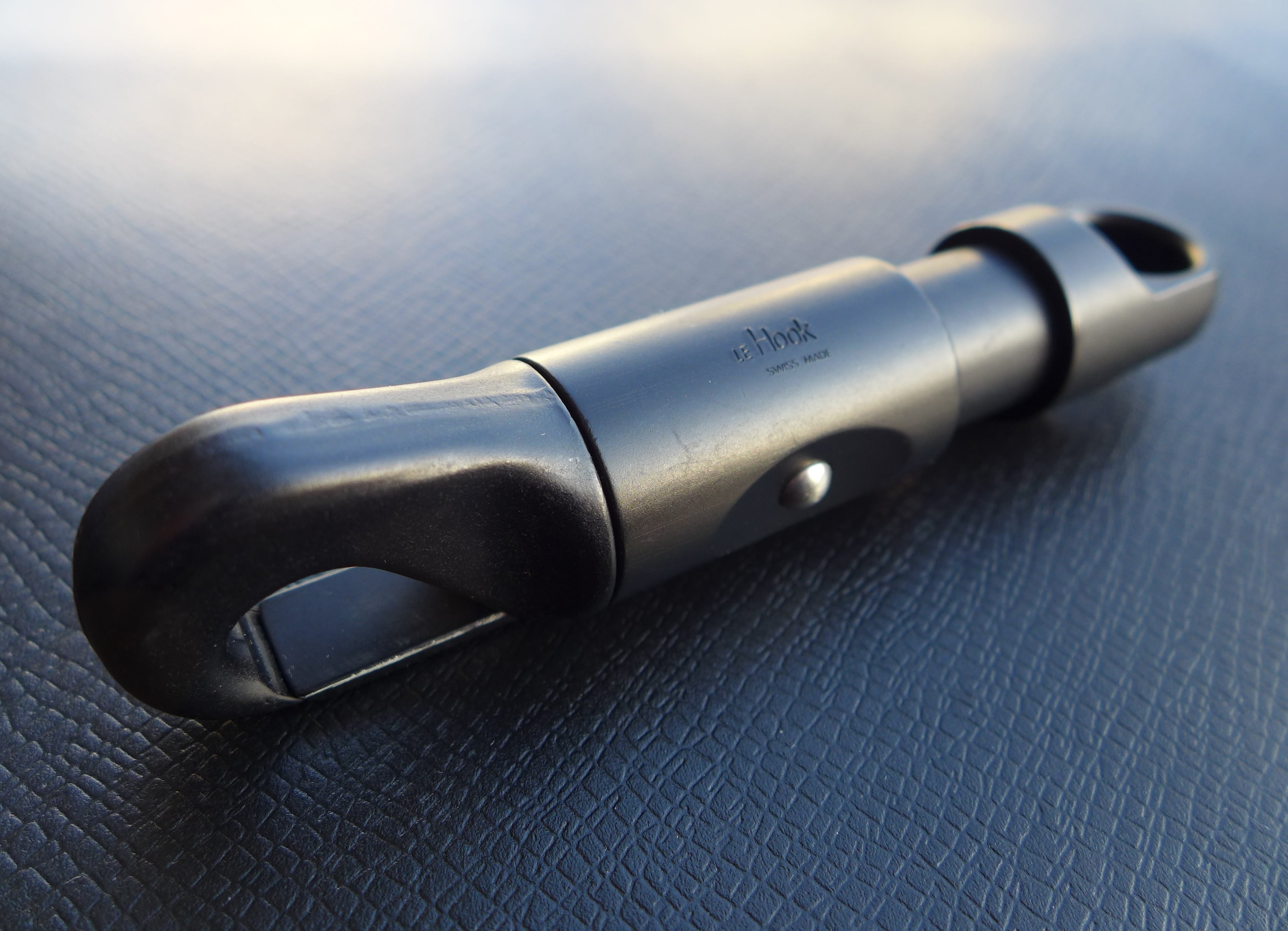 k116 》 10.8 cm LE Hook Carabiner SWISS MADE | LE Hook