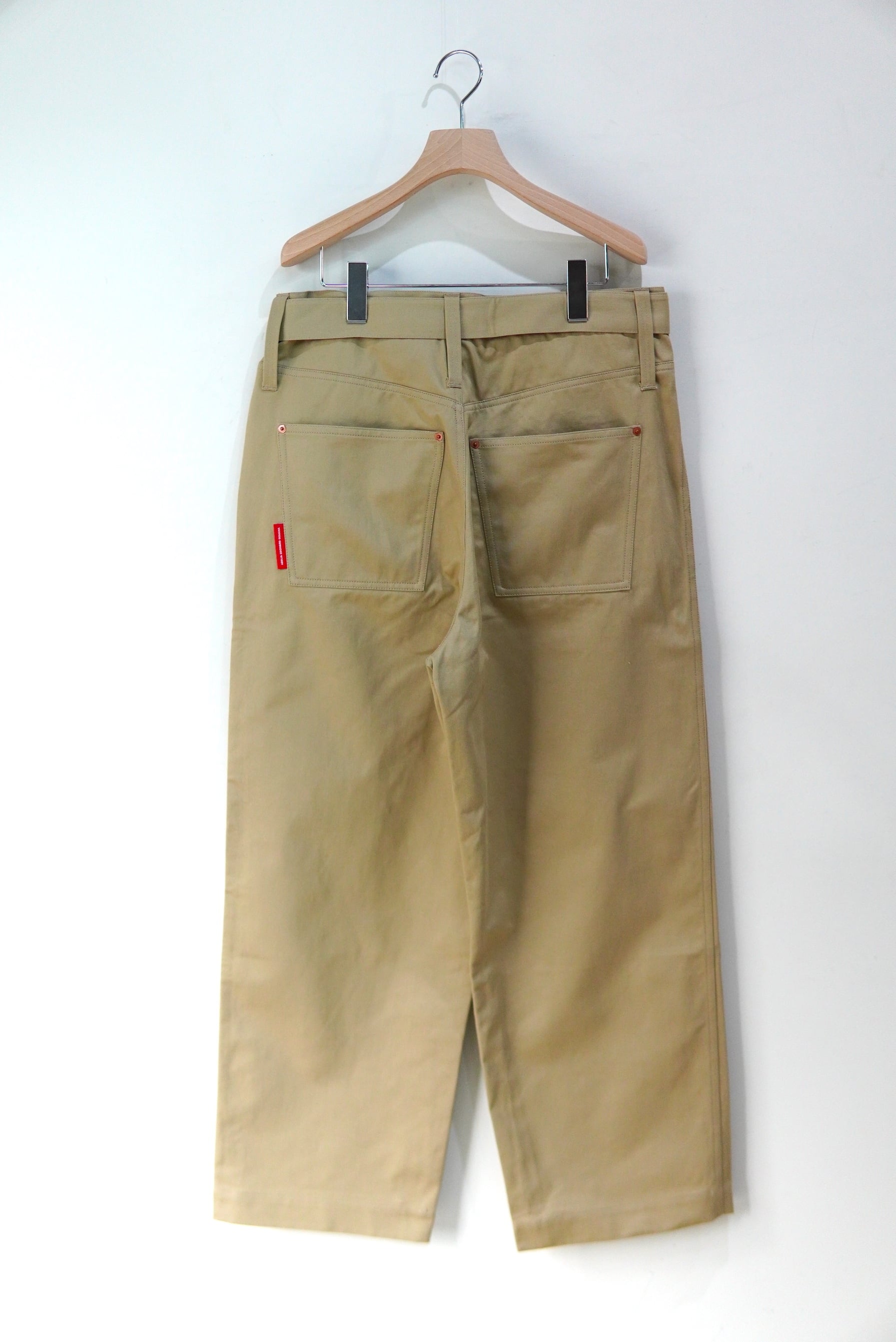 Abelia Edoward Goucha / DOUBLE BELT PANTS | POETRY