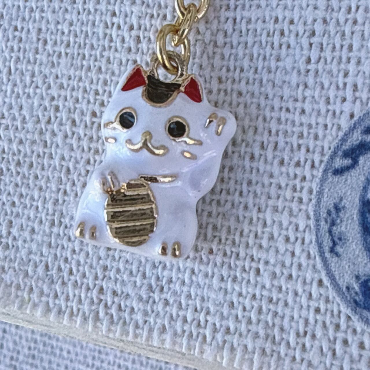 北千住専門お土産屋さん 　招き猫イヤーカフ