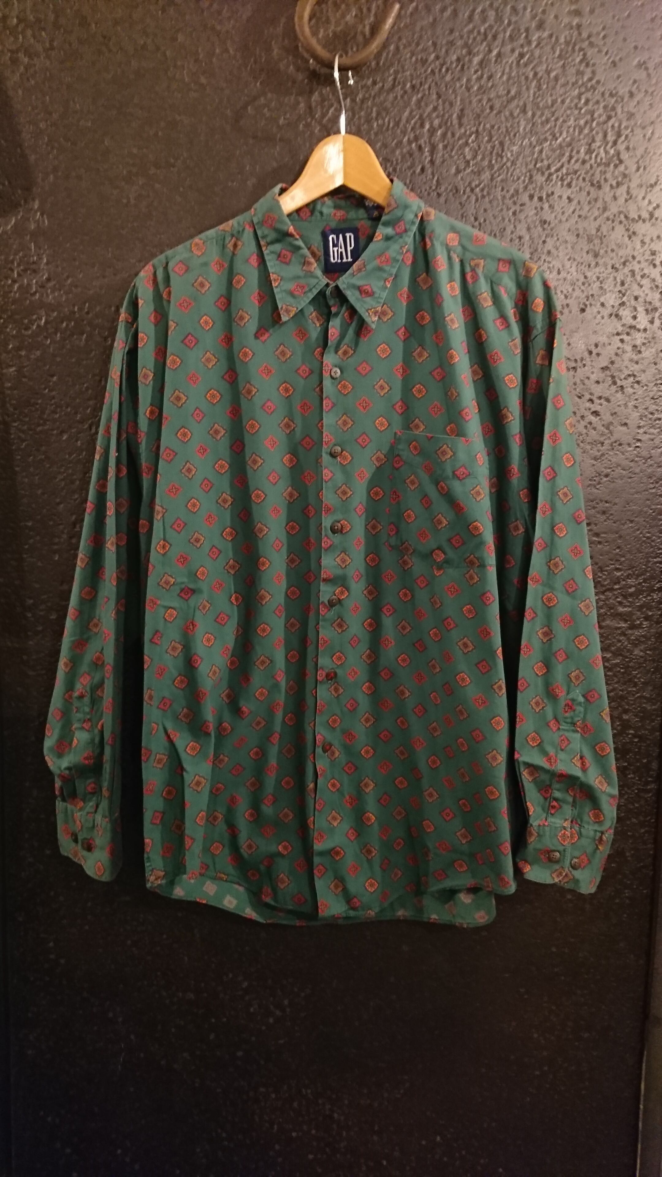 90s GAP PRINT SHIRT