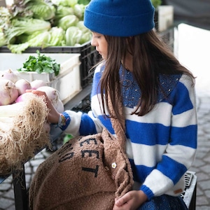 piupiuchick / Blue stripes knitted sweater