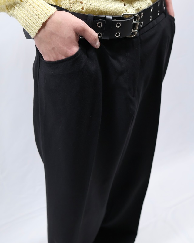 no tuck wide straight slacks