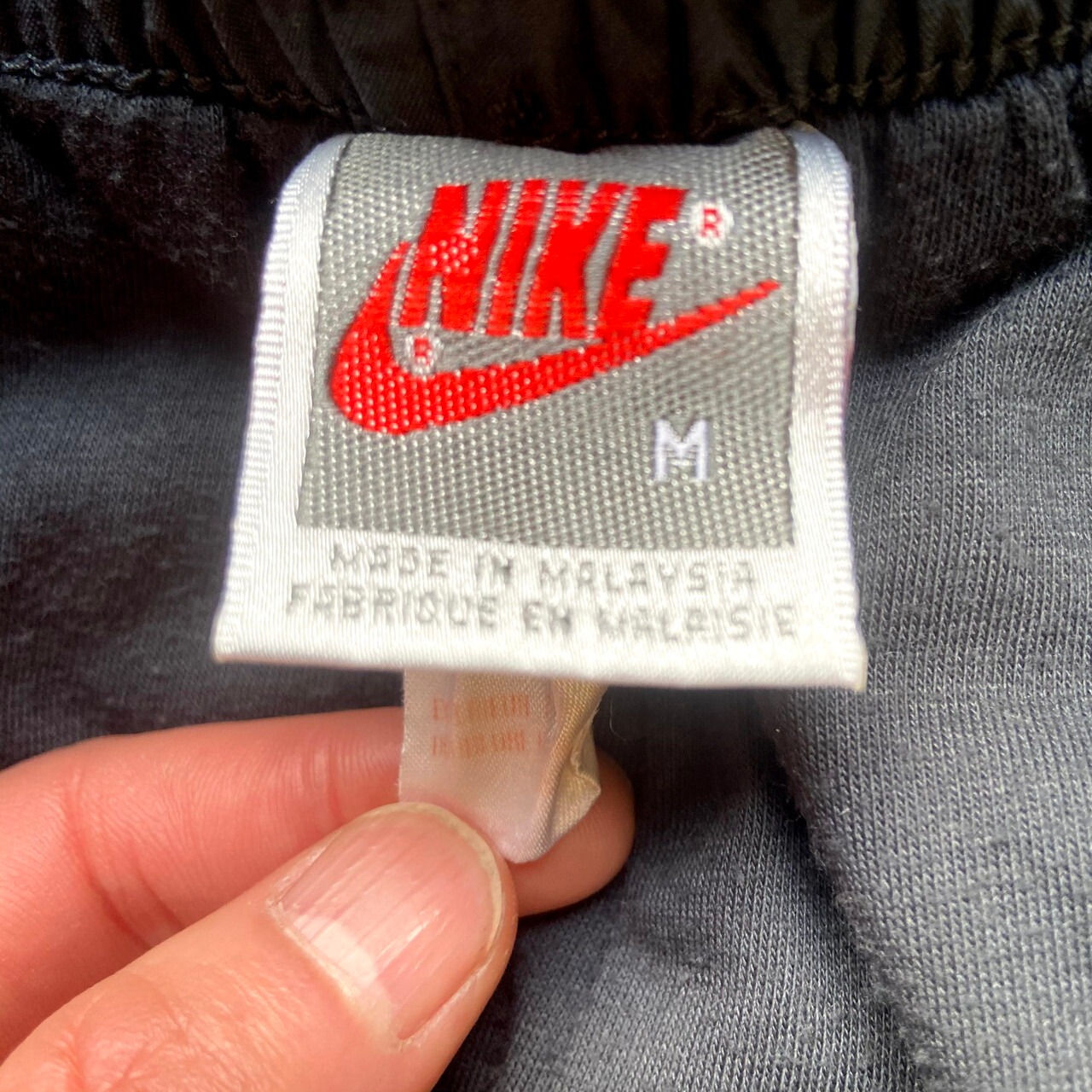 90年代 銀タグ NIKE ナイキ ロゴ刺繍 ナイロンパンツ メンズM 古着 90s 