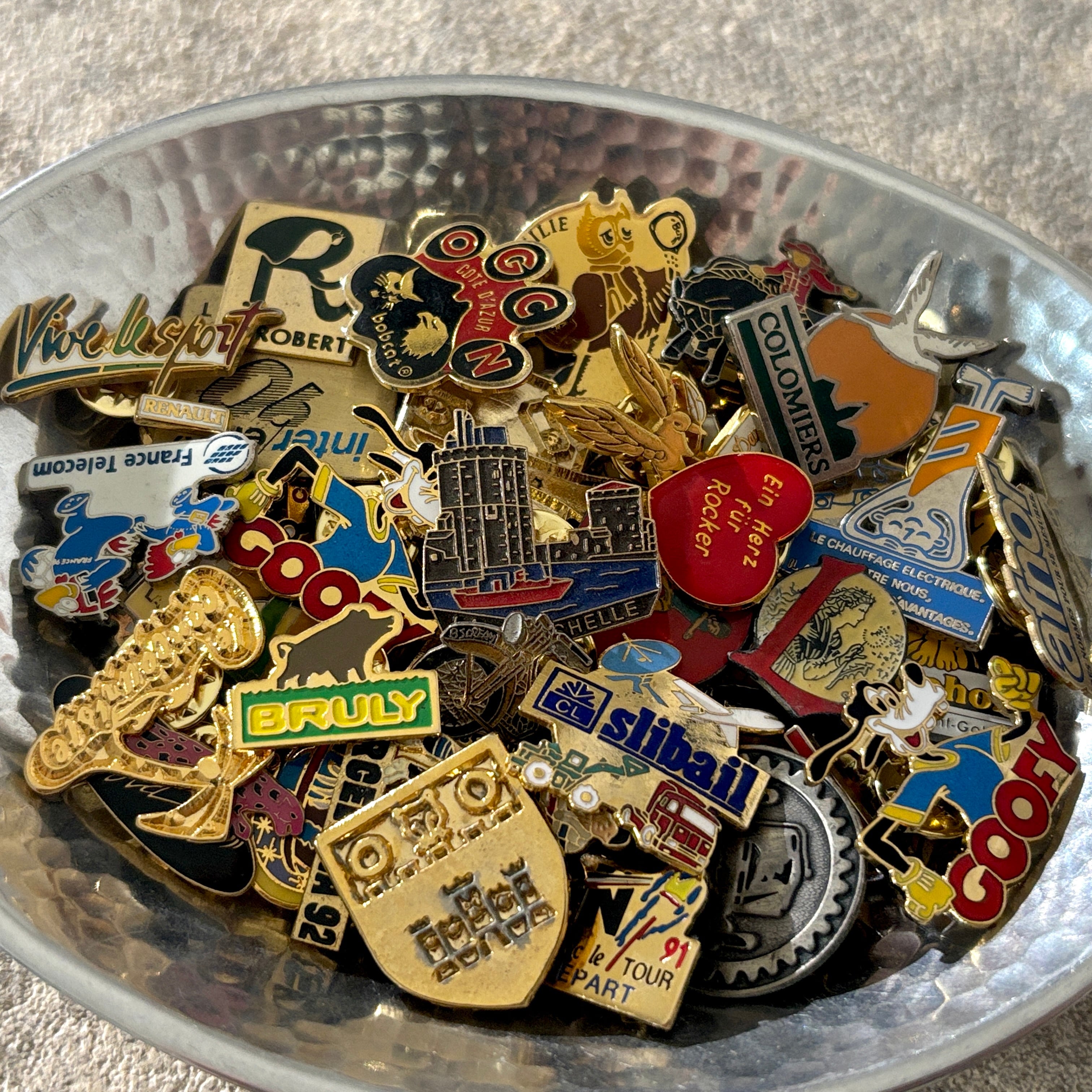 フランス ピンズ・ピンバッジ | べるりんのーと ANTIQUE & VINTAGE