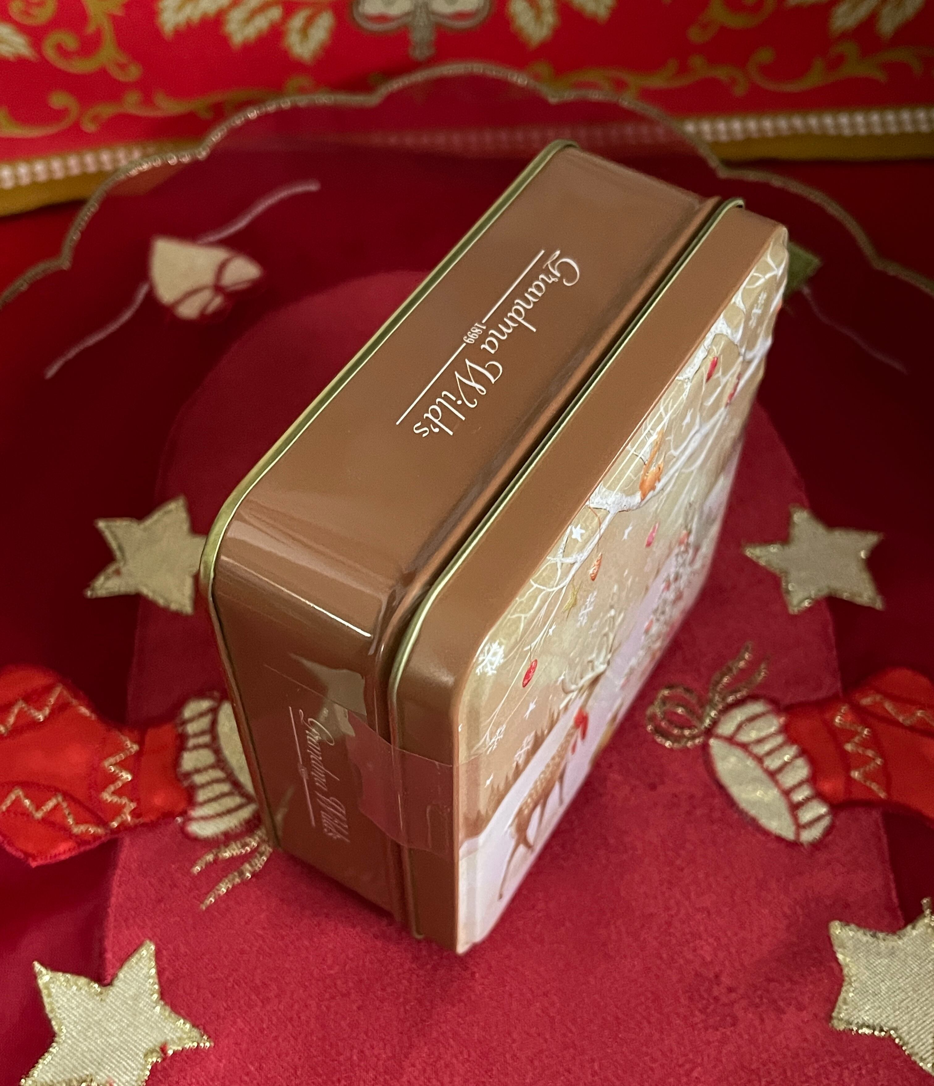 ◆2022クリスマス◆『グランマワイルズ』【Grandma Wilds】クリスマスツリーwithウッドランドフレンズ缶 イギリス製