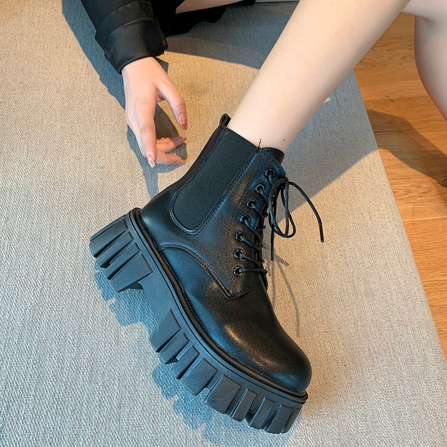 ブーツオータムスタイルハイヒールスタンダードショート レトロ レース 靴 シューズ 秋物 レースアップ 部族の婦人靴80928301924