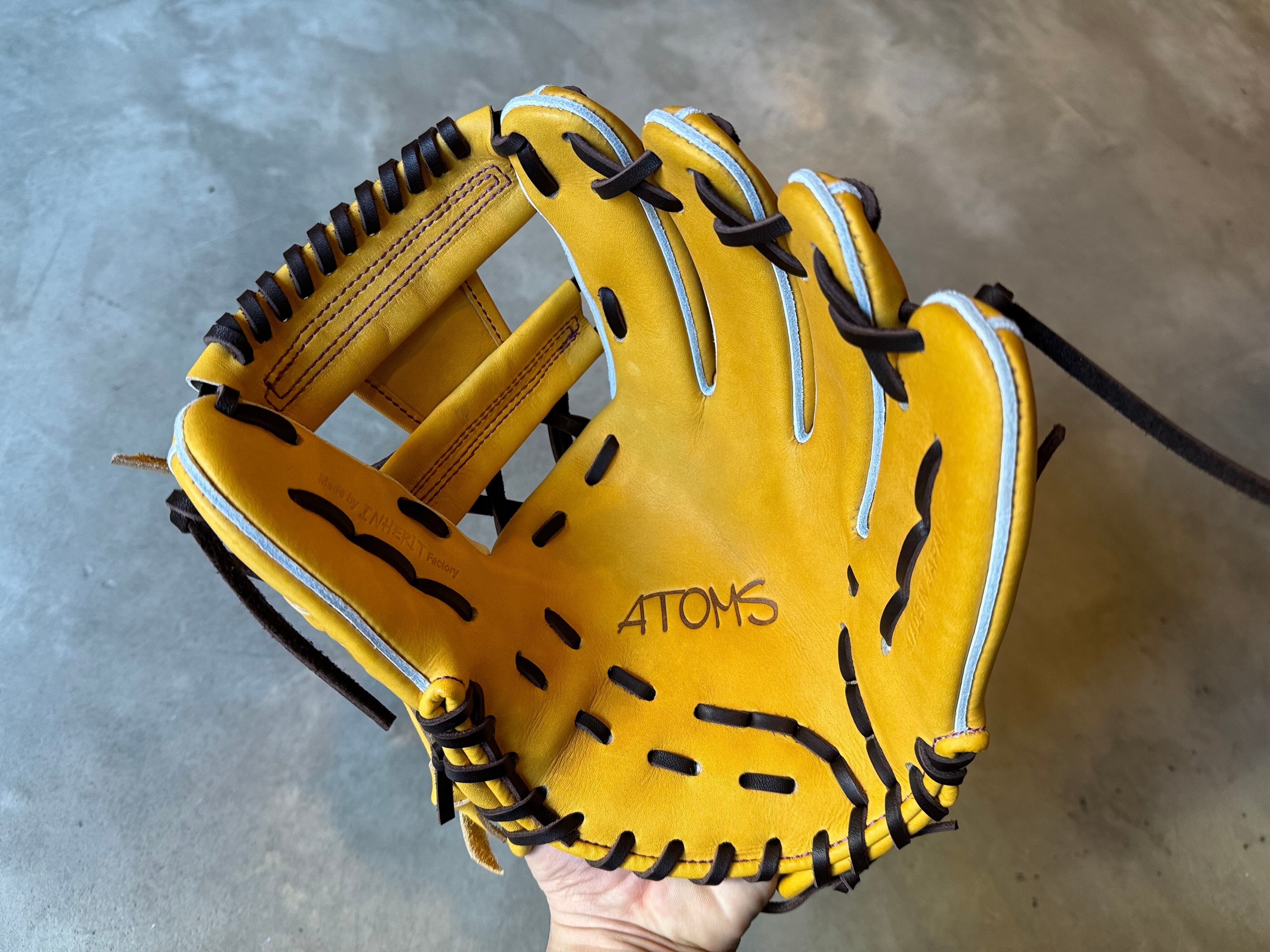 限定モデル NEO PROFESSIONAL LINE【ATOMS】硬式用グローブ 内 限定モデル NEO PROFESSIONAL LINE【ATOMS】硬式用グローブ 内