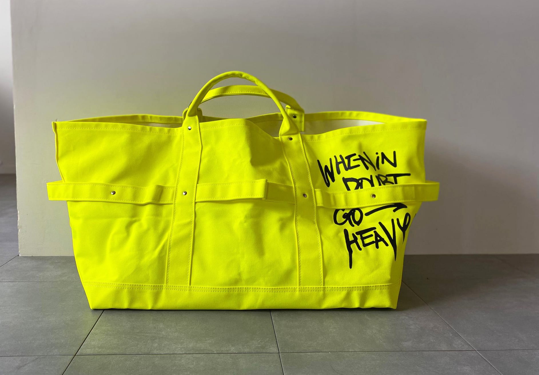 ULTRA HEAVY × TEMBEA Black hole Tote Bag /Neon Yellow   jockric powered by  BASE